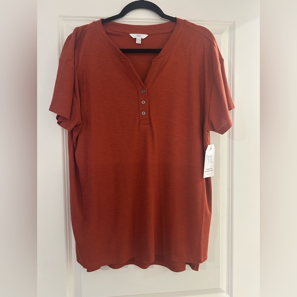 Time and Tru Women's Button Down Rust Henley